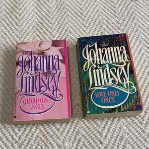 Avon 1980s Vintage Bundle Of Two Romance Books Johanna Lindsey Booktok